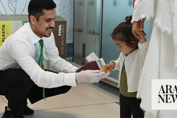 Turkish girl, 2, takes Makkah pilgrimage