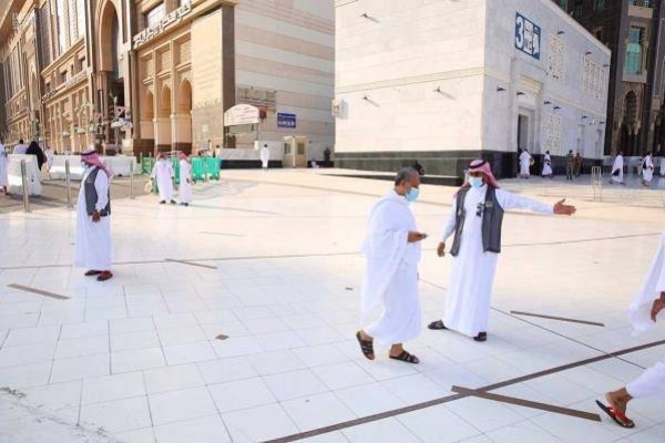 No need for permit to perform prayer at Grand Mosque
