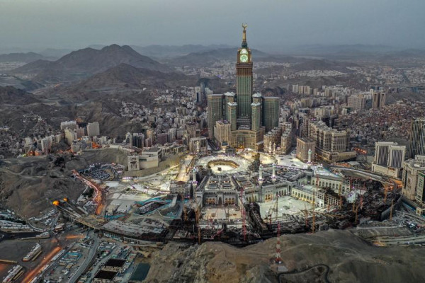 Saudi Arabia calls on people to sight Dhu Al-Hijjah crescent on Monday